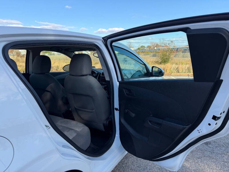 2018 Chevrolet Sonic LT Auto Fleet