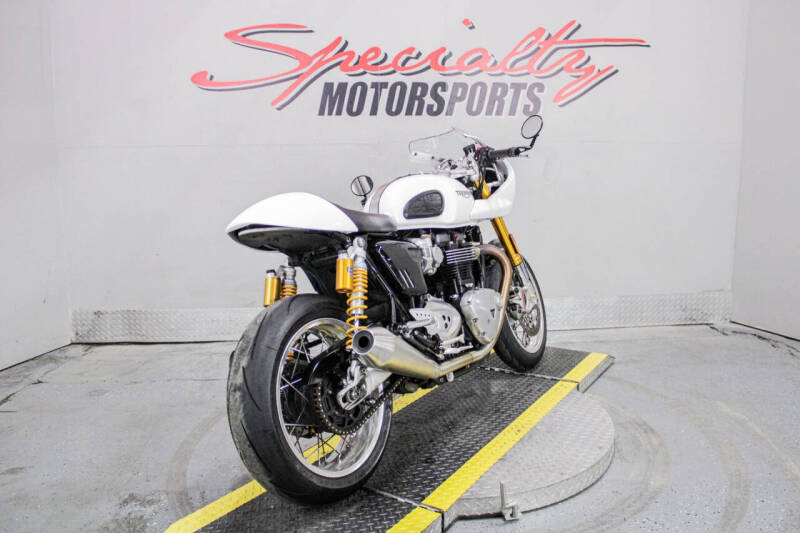 2018 Triumph Thruxton 1200