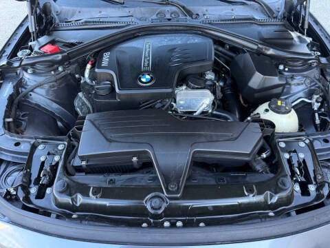 2014 BMW 3 Series 320i