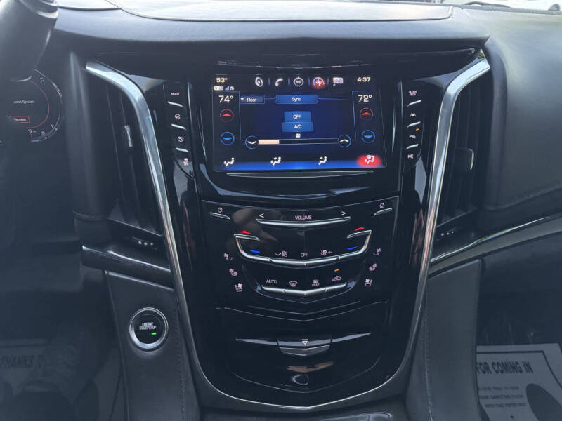 2017 Cadillac Escalade ESV Platinum