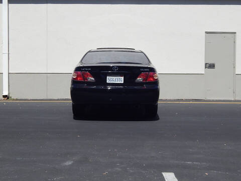 2004 Lexus ES 330