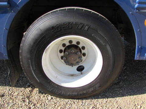 2005 Thomas Built Buses Transit-Liner EF