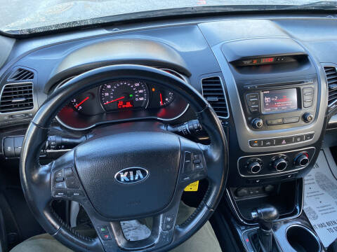 2014 Kia Sorento LX