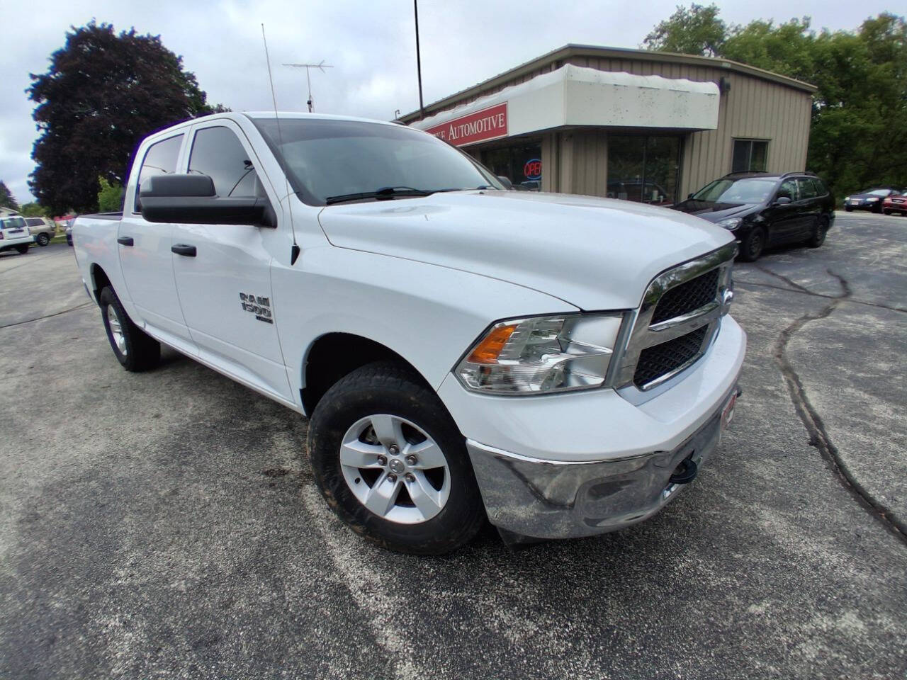 White 2022 Ram 1500 Classic Express 4x4 Express 4dr Crew Cab 5.5 ft. SB Pickup 2