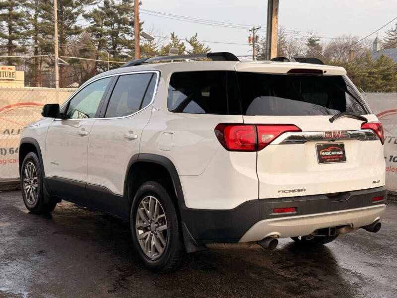 2019 GMC Acadia SLE-2