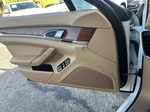 2010 Porsche Panamera