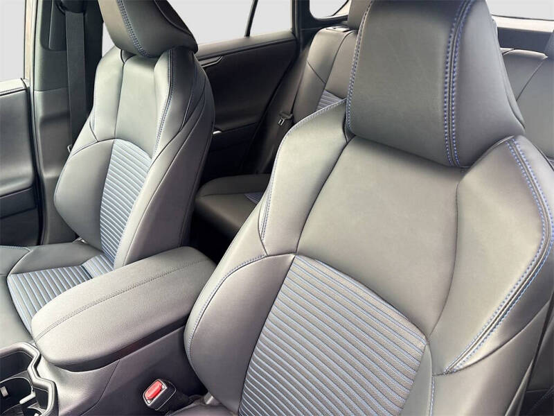 2025 Toyota RAV4 Hybrid XSE