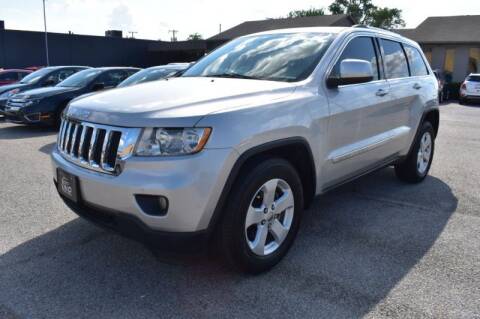 2013 Jeep Grand Cherokee for sale at IMD Motors in Richardson TX