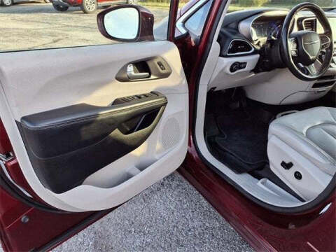 2021 Chrysler Pacifica Touring L