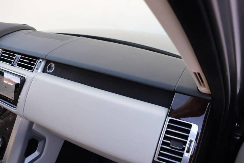 2020 Land Rover Range Rover P525 HSE