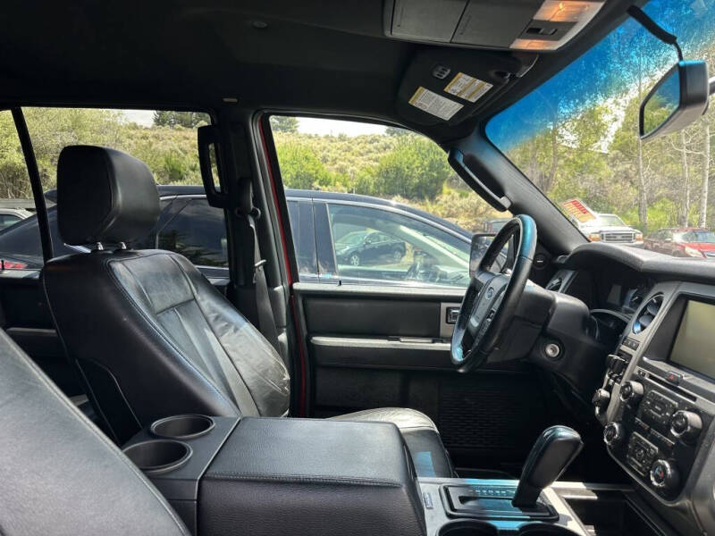 2015 Ford Expedition EL XLT