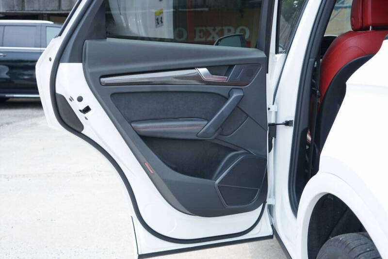 2022 Audi SQ5 3.0T quattro Premium Plus