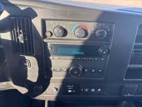 2023 Chevrolet Express 2500