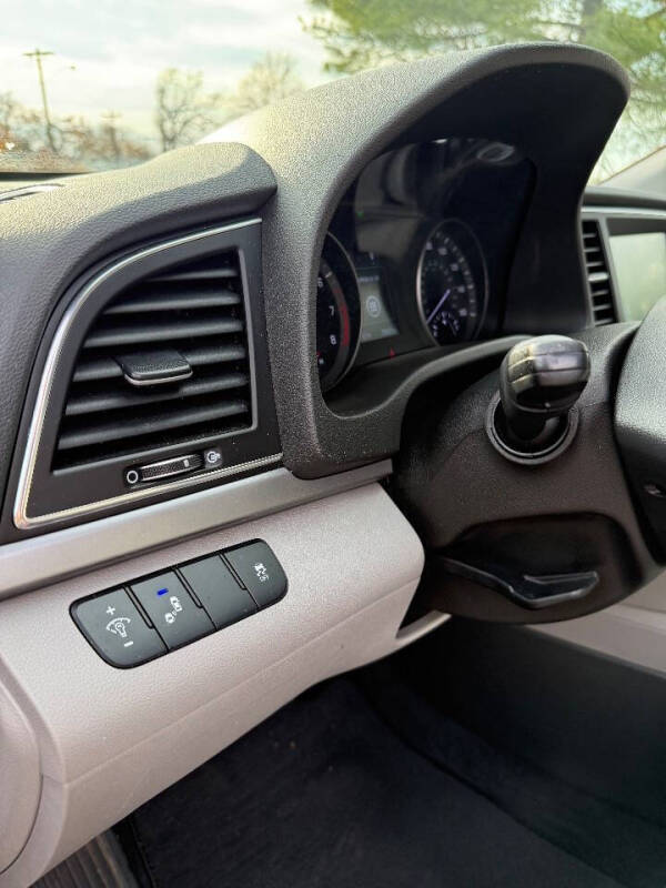 2017 Hyundai Elantra Limited