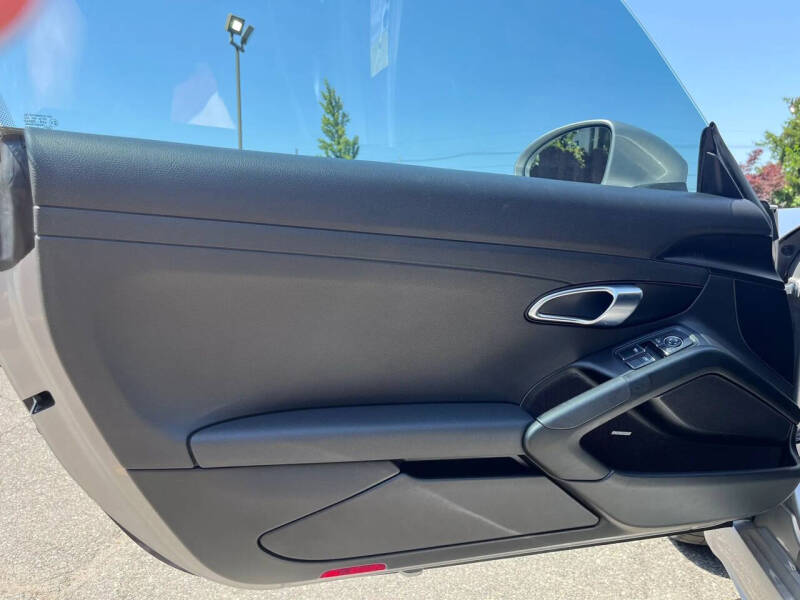 2017 Porsche 718 Cayman