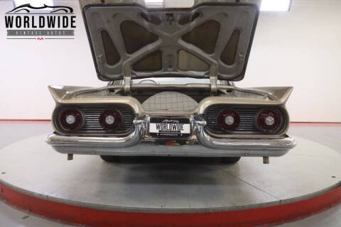 1959 Ford Thunderbird