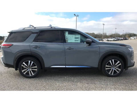 2025 Nissan Pathfinder Platinum