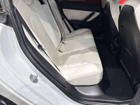 2020 Tesla Model 3 Performance