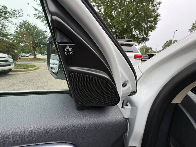 2016 Volvo XC60 T6 Drive-E