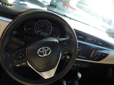 2015 Toyota Corolla LE