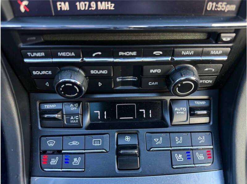 2014 Porsche 911 Carrera 4S