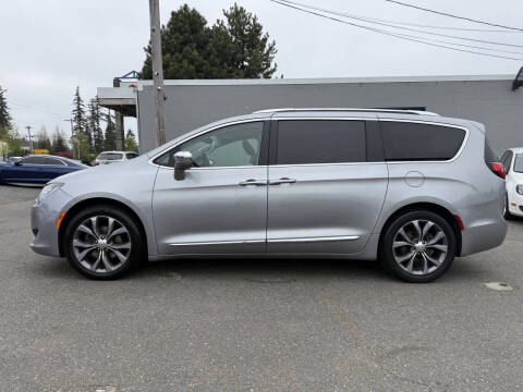 2017 Chrysler Pacifica Limited