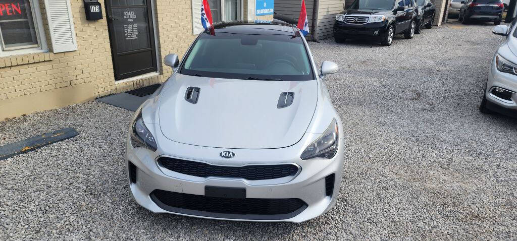 2018 Kia Stinger for sale at ESELL AUTO SALES in Cahokia, IL