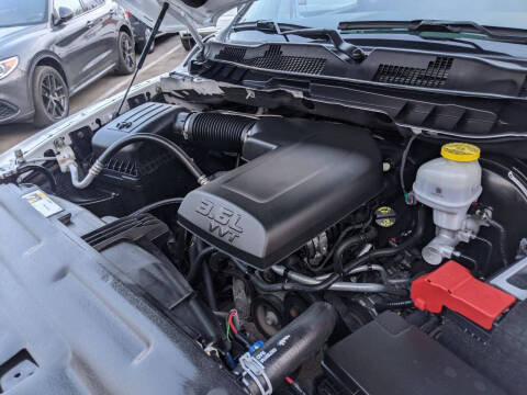 2024 RAM 1500 Classic SLT