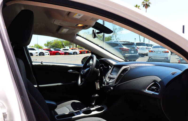 2018 Chevrolet Cruze LS Auto