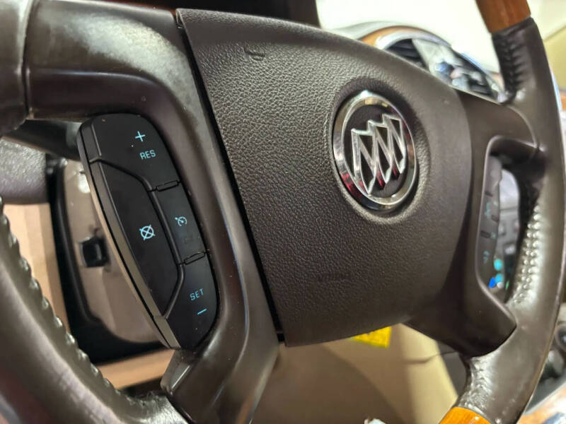 2011 Buick Enclave CXL-2