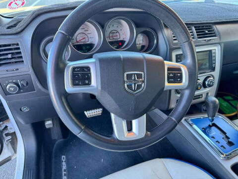 2011 Dodge Challenger SRT8 392