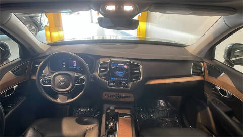 2024 Volvo XC90 B6 Plus Bright Theme 7P