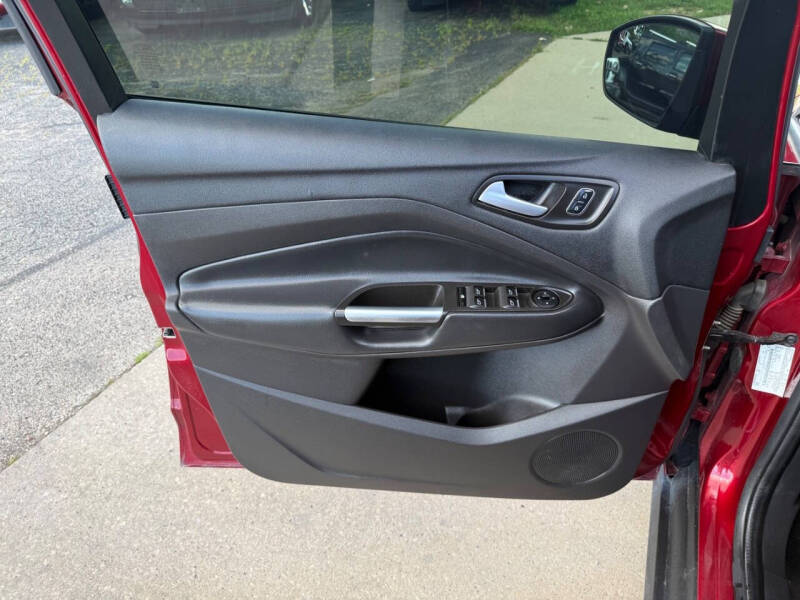 2017 Ford C-MAX Energi SE