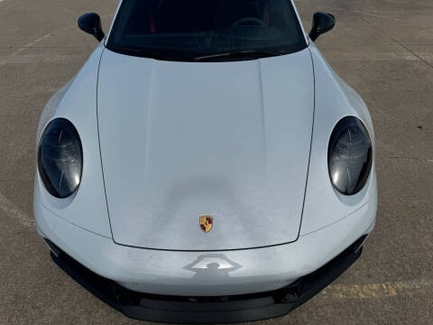 2025 Porsche 911 Carrera