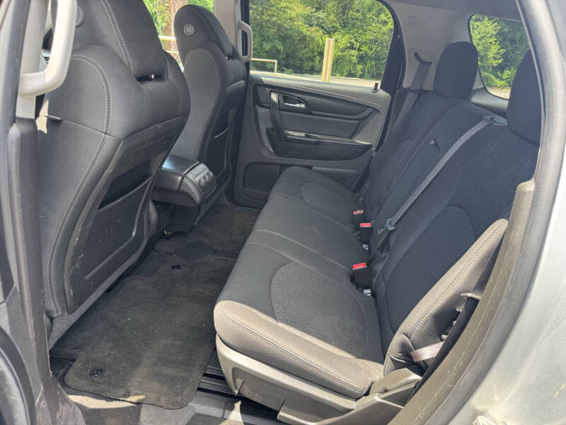 2013 GMC Acadia SLE-1