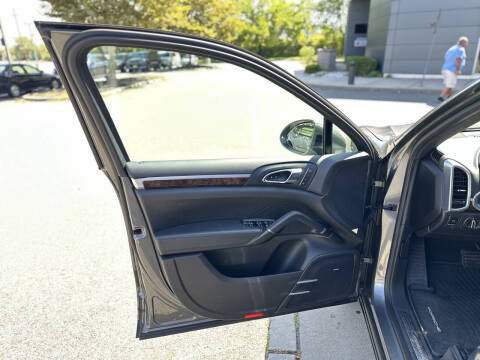 2016 Porsche Cayenne