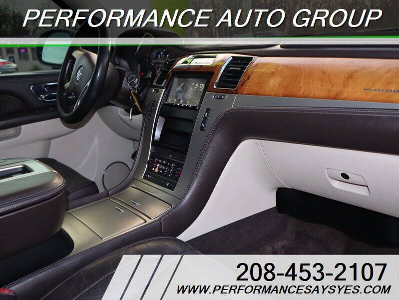 2013 Cadillac Escalade Platinum Edition