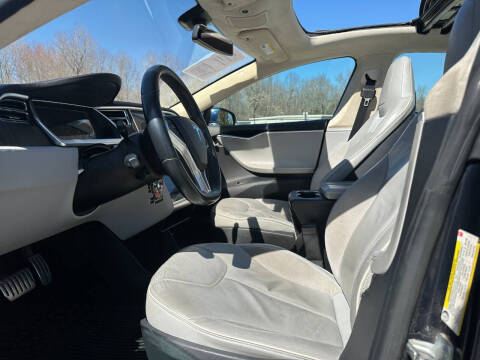 2013 Tesla Model S Performance