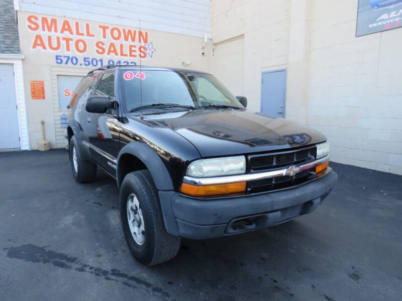 2004 Chevrolet Blazer for sale at Small Town Auto Sales in Hazleton PA