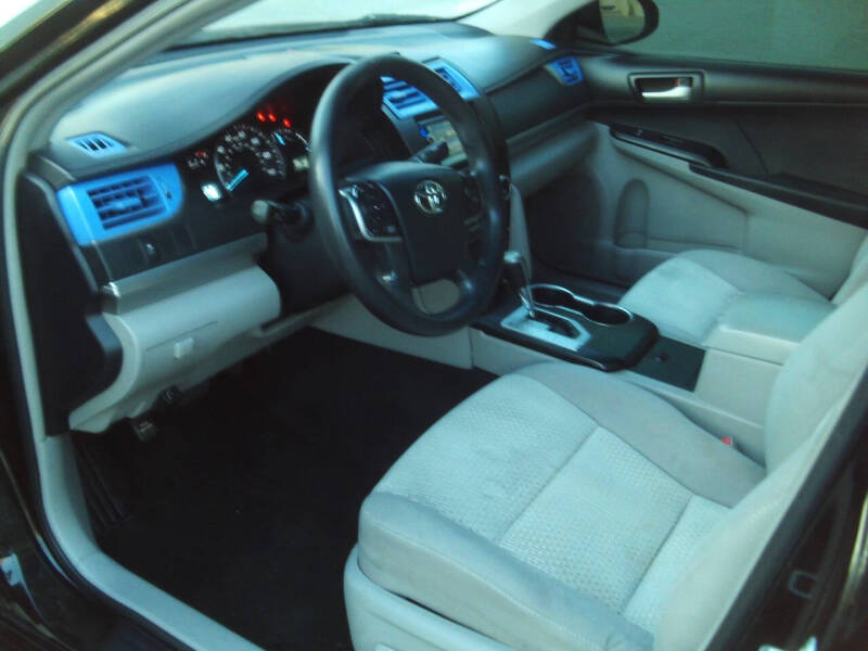 2012 Toyota Camry LE