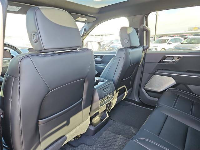 2025 GMC Sierra EV Denali