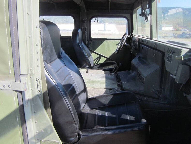 1990 AM General Hummer