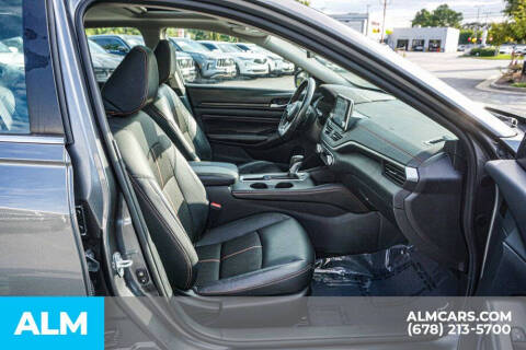 2022 Nissan Altima 2.5 SR