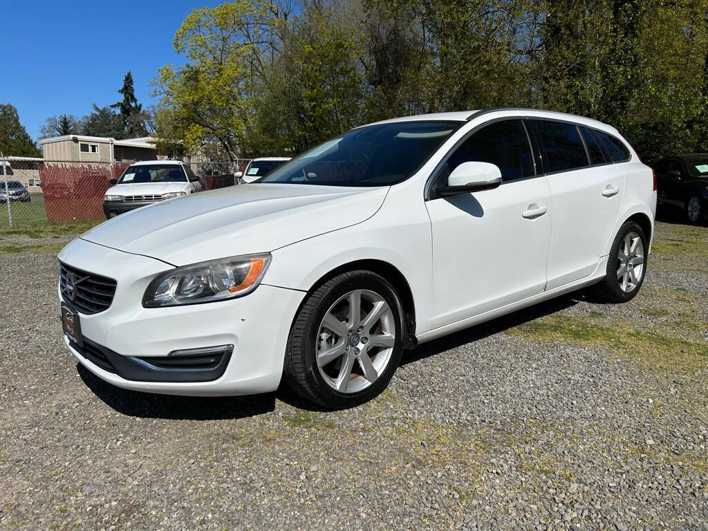 2016 Volvo V60 for sale at CASANOVA MOTORS in Milwaukie, OR