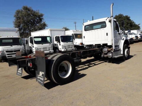 2014 Freightliner M2 106