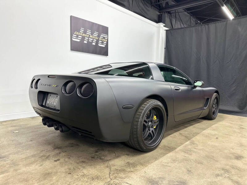 2004 Chevrolet Corvette