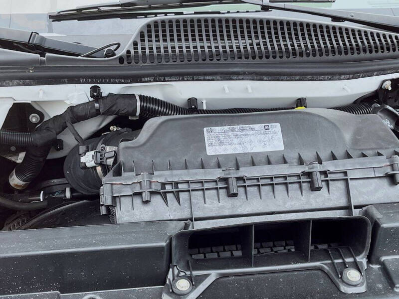 2023 GMC Savana 3500