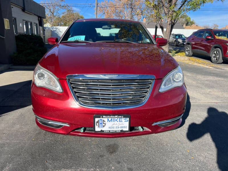 2013 Chrysler 200 Touring