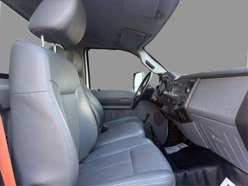 2013 Ford F-750 Super Duty