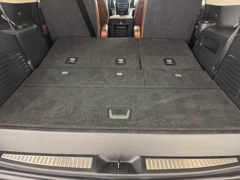 2020 Cadillac Escalade Premium Luxury